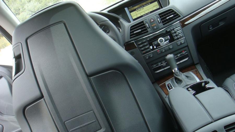  Mercedes-Benz E-Class Coupe 2010 года  (фото 48 из 84)